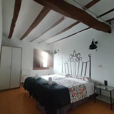Сasa de vacaciones Casa De Deseos Villambistia
