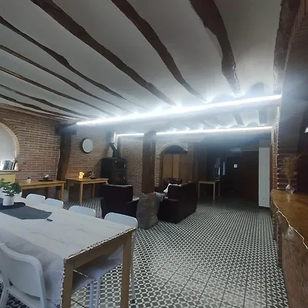 Casa De Deseos * Villambistia