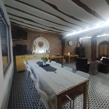 Casa De Deseos Villambistia